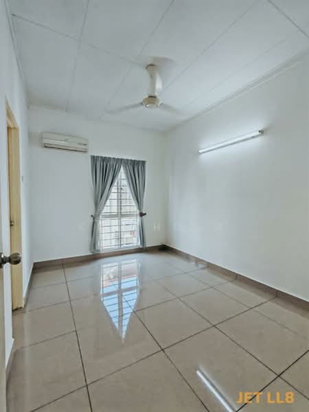 Rumah Teres 2 Tingkat untuk Disewa di Bukit Raja (Selangor) - KH Chong - Interior - PropertyGuru.com.my