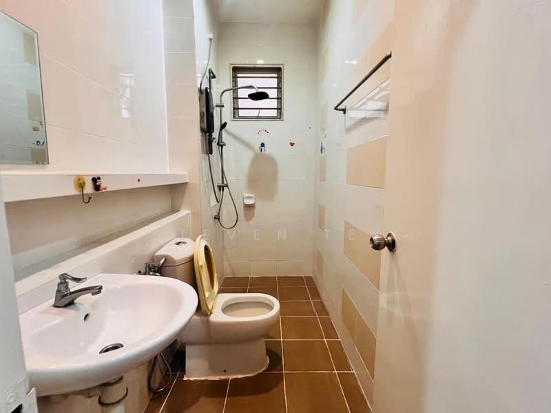 Semi-Detached House for Sale in Setia Damai (Setia Alam) - Steven Tey - Bathroom - PropertyGuru.com.my