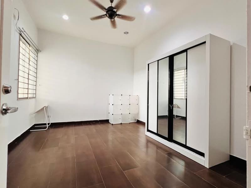 Semi-Detached House for Sale in Setia Damai (Setia Alam) - Steven Tey - Bedroom - PropertyGuru.com.my