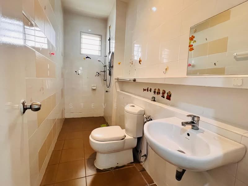 Semi-Detached House for Sale in Setia Damai (Setia Alam) - Steven Tey - Bathroom - PropertyGuru.com.my