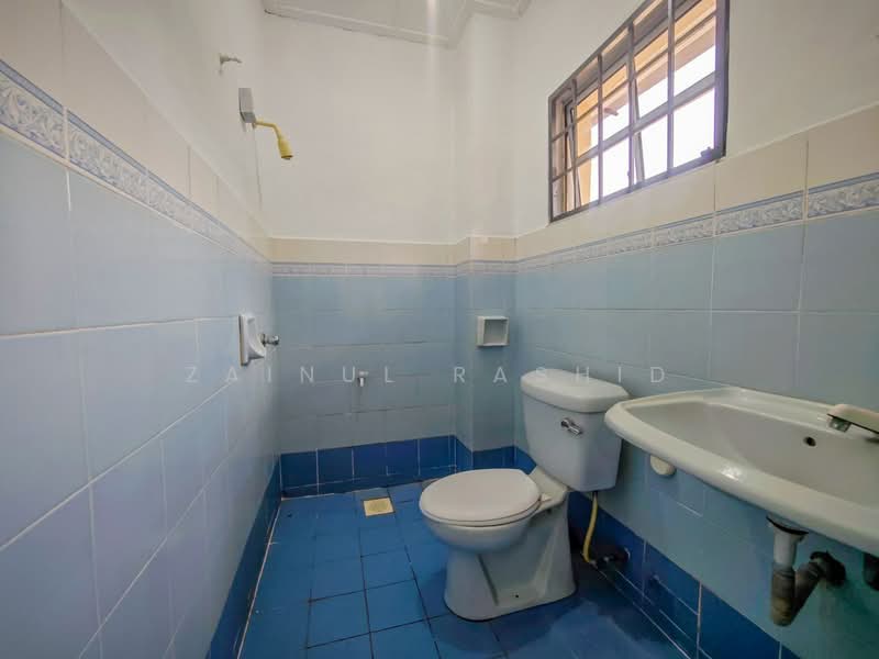 Rumah Teres 2 Tingkat untuk Dijual di Bandar Bukit Puchong (Puchong) - Zainul Rashid - Bathroom - PropertyGuru.com.my
