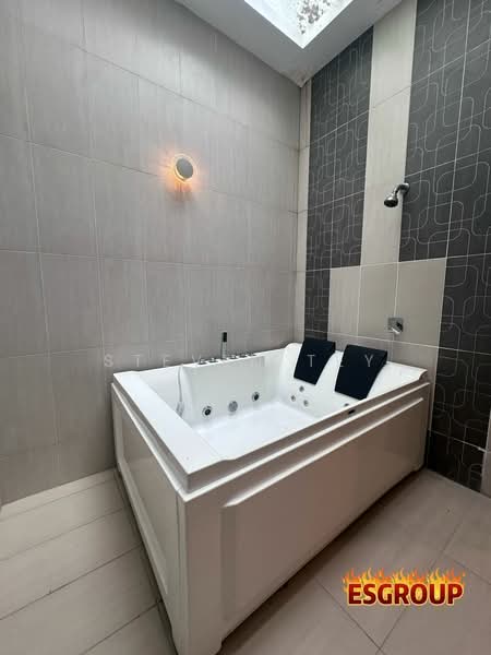 Bungalow for Sale in Setia Eco Park (Setia Alam) - Steven Tey - Bathroom - PropertyGuru.com.my