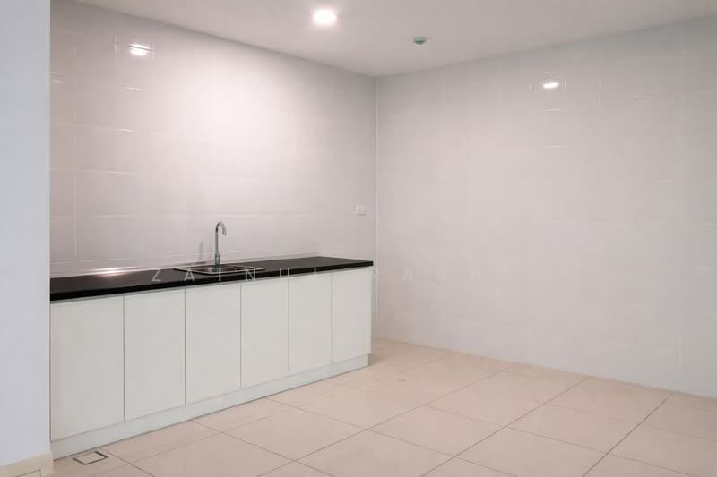 Rumah Teres 2 Tingkat untuk Dijual di Setia Eco Glades (Cyberjaya) - Zainul Rashid - Kitchen - PropertyGuru.com.my