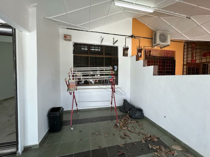 1-storey Terraced House for Rent in Permas Jaya (Johor Bahru) - YC Fung - Exterior - PropertyGuru.com.my
