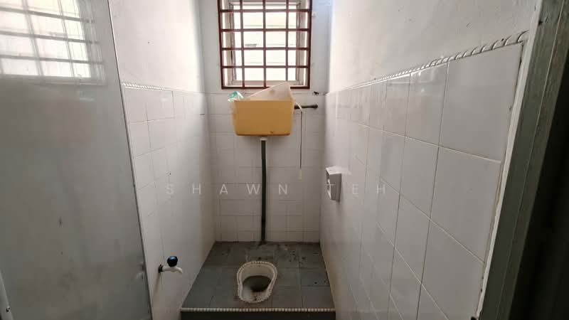 Kedai / Pejabat untuk Dijual di Melaka (Melaka) - Shawn Teh - Bathroom - PropertyGuru.com.my