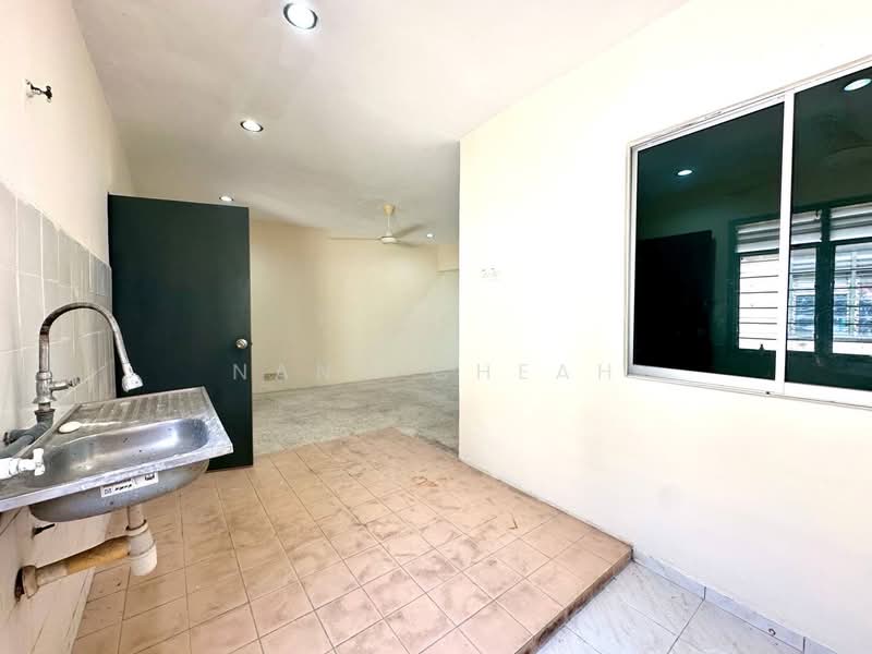 Apartment for Sale at Taman Putra Perdana - Nana Cheah - Interior - PropertyGuru.com.my