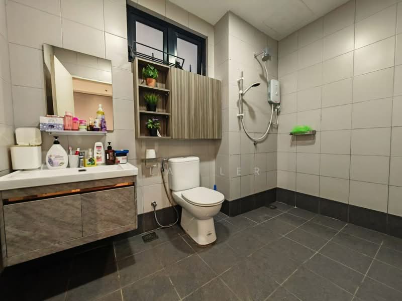 Service Residence for Sale at Meridin Suites @ The Meridin - Alan Ler - Bathroom - PropertyGuru.com.my