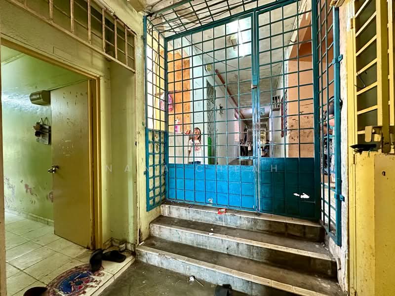 Pangsapuri untuk Dijual di Seri Pulai - Nana Cheah - Entrance - PropertyGuru.com.my