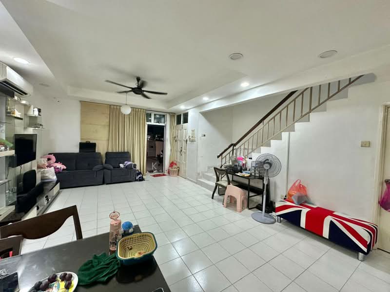2-storey Terraced House for Sale in Skudai (Johor) - Ck Leow - Living Room - PropertyGuru.com.my