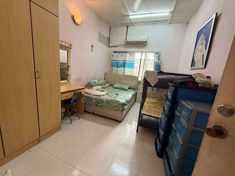 1-storey Terraced House for Sale in Pandan Perdana (Ampang) - Joly Liew - Bedroom - PropertyGuru.com.my