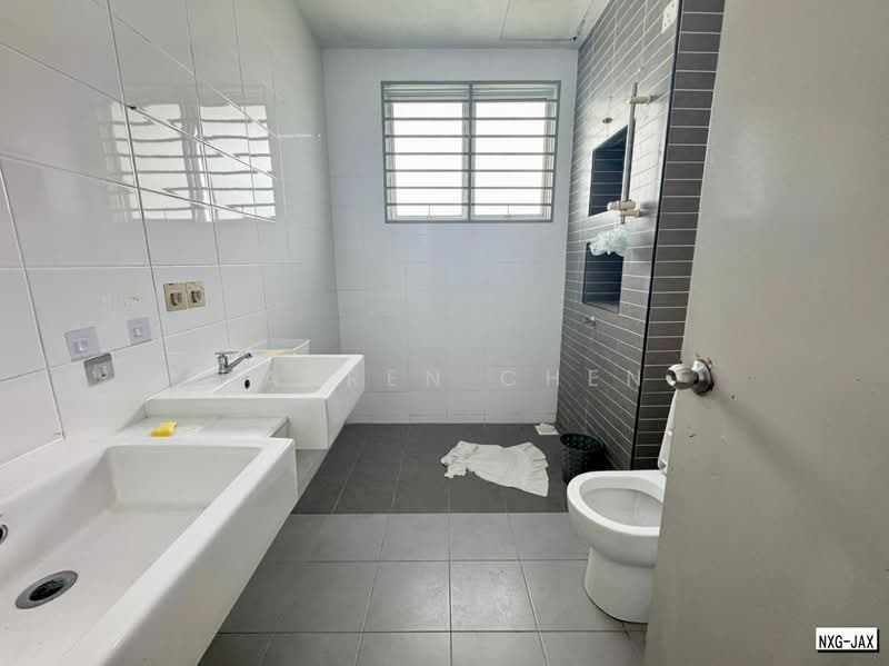 Rumah Teres 2.5 Tingkat untuk Disewa di Bandar Bukit Tinggi (Klang) - Darren Chen - Bathroom - PropertyGuru.com.my