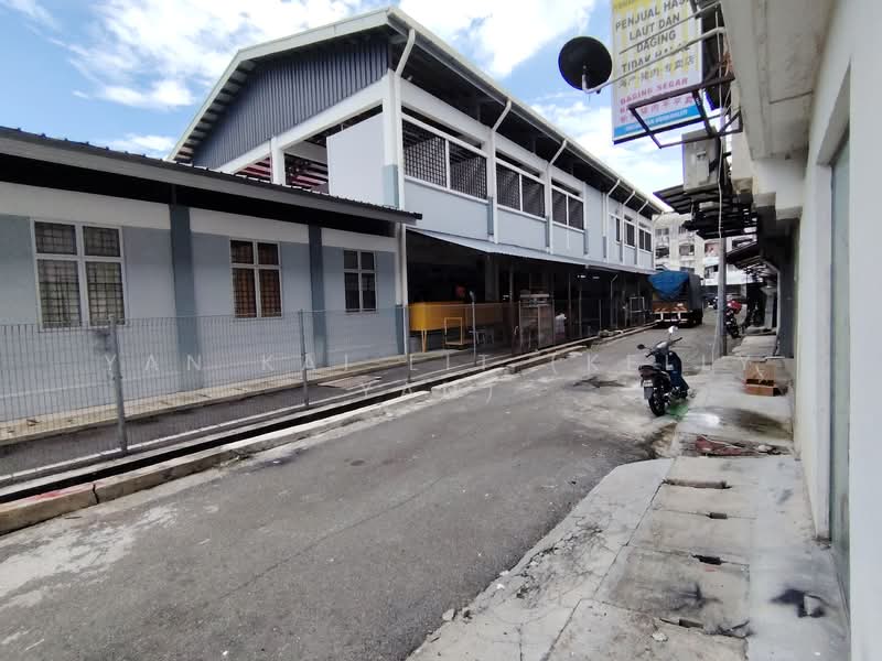 Shop for Rent in Pandan Jaya (Ampang) - Yan Kai Lit (Kelly Yan) - Back lane of Shop - PropertyGuru.com.my