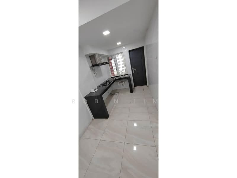 2-storey Terraced House for Sale in Taman Johor Jaya (Johor Bahru) - Robin Lim - Kitchen - PropertyGuru.com.my