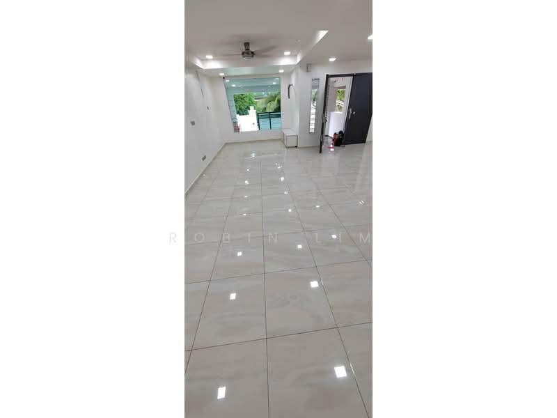 2-storey Terraced House for Sale in Taman Johor Jaya (Johor Bahru) - Robin Lim - Living Room - PropertyGuru.com.my