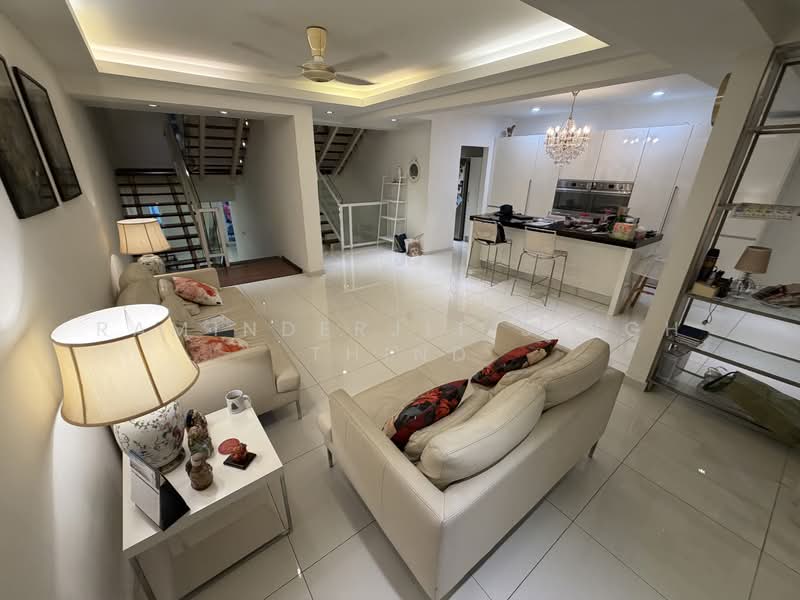 Rumah Bandar untuk Dijual di Bangsar (Kuala Lumpur) - Raminderjit Singh Thind Singh Thind - Living Room - PropertyGuru.com.my