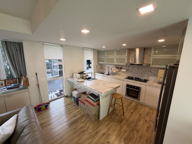 Rumah Bandar untuk Dijual di Bangsar (Kuala Lumpur) - Raminderjit Singh Thind Singh Thind - Kitchen - PropertyGuru.com.my