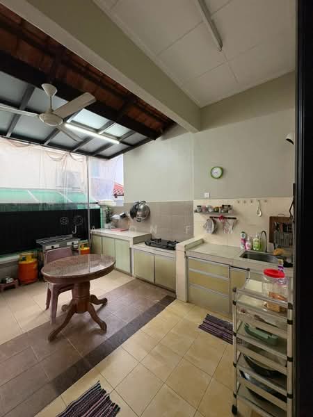 Semi-Detached House for Sale in Taman Pelangi Indah (Ulu Tiram) - Jason Fam - Kitchen - PropertyGuru.com.my