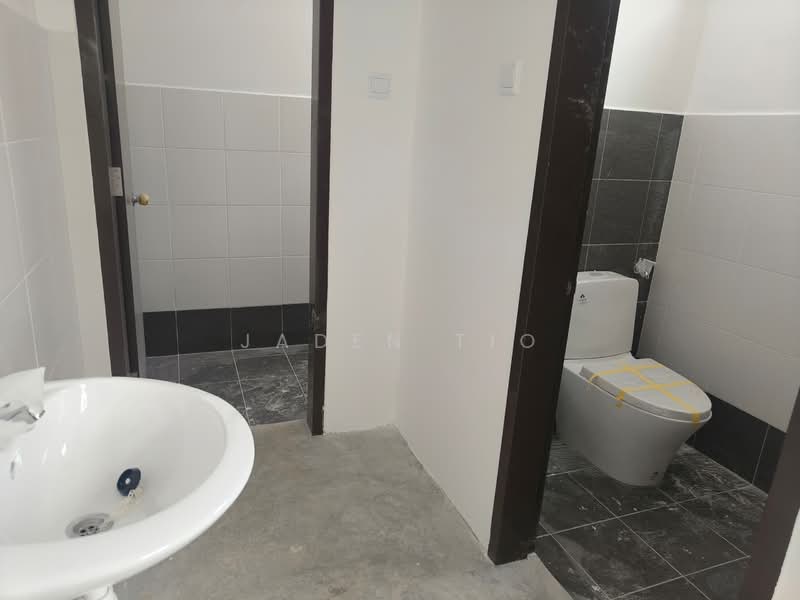 Kedai / Pejabat untuk Disewa di Masai (Johor) - Jaden Tio - Bathroom - PropertyGuru.com.my