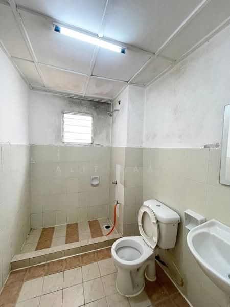 Kondominium untuk Dijual di D'Rimba - Alif Saad - Bathroom - PropertyGuru.com.my