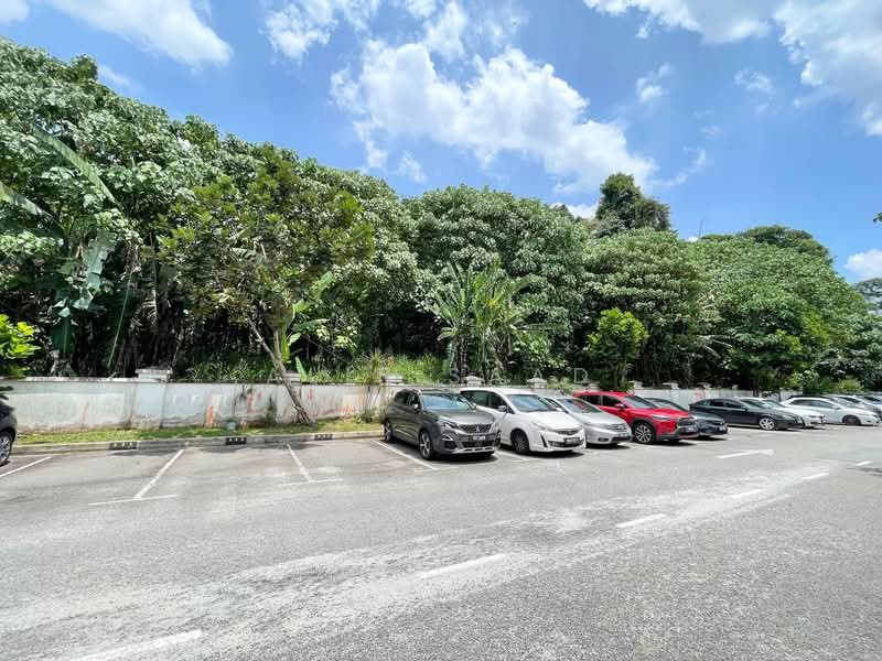 Kondominium untuk Dijual di D'Rimba - Alif Saad - Car Park - PropertyGuru.com.my