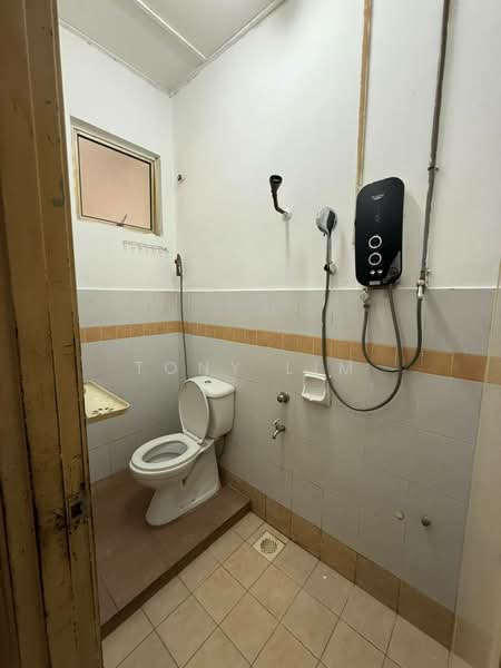 Rumah Teres 1.5 Tingkat untuk Disewa di Bukit Indah (Iskandar Puteri (Nusajaya)) - Tony Lim - Bathroom - PropertyGuru.com.my