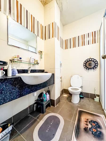 2-storey Terraced House for Sale in Sering Ukay (Ampang) - Ilman Nahri - Bathroom - PropertyGuru.com.my
