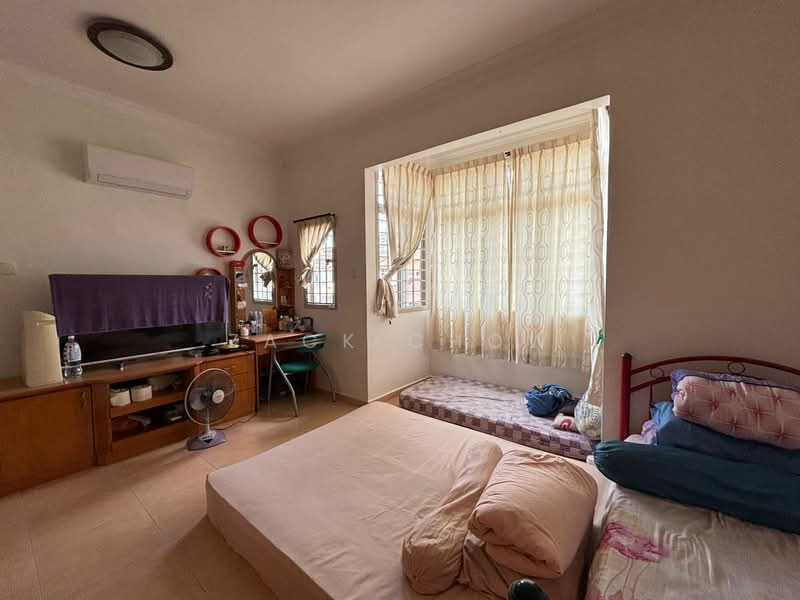 2-storey Terraced House for Sale in Taman Puteri Wangsa (Ulu Tiram) - Zack Chow - Bedroom - PropertyGuru.com.my