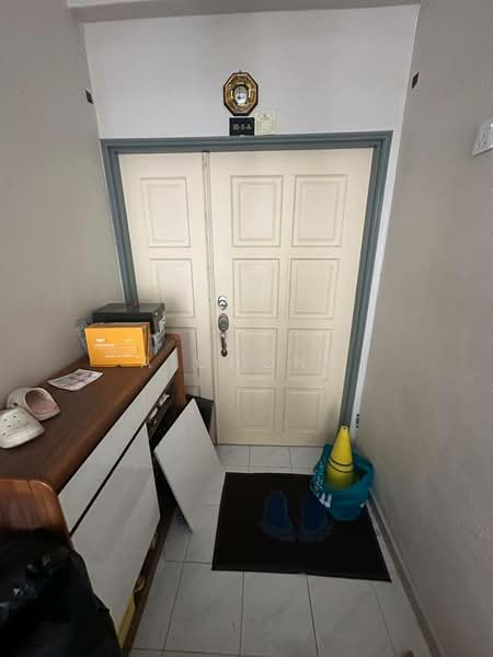 Condominium for Sale at Leader Garden - A Chong - Entrance - PropertyGuru.com.my