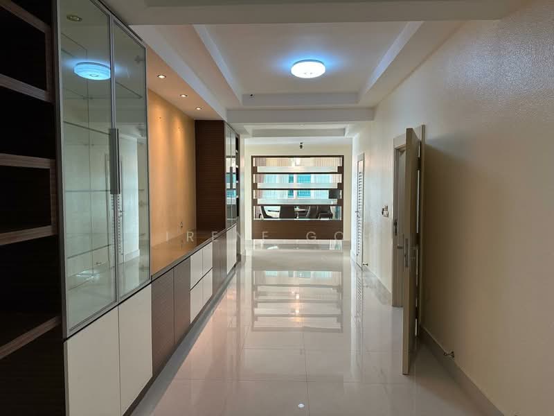 Kondominium untuk Disewa di The Cove Condominium - Irene Goh - Corridor - PropertyGuru.com.my