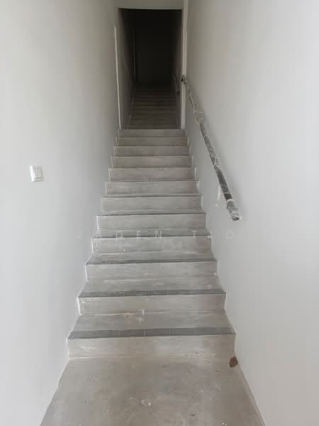 Shop / Office for Sale in Masai (Johor) - Jaden Tio - Corridor - PropertyGuru.com.my