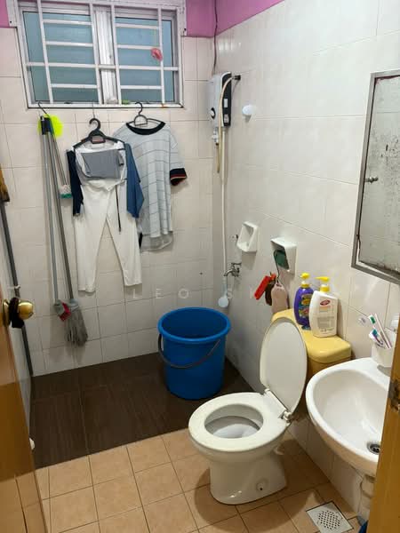 Service Residence for Sale at Nusa Perdana Apartment - Leo SK - Bathroom - PropertyGuru.com.my