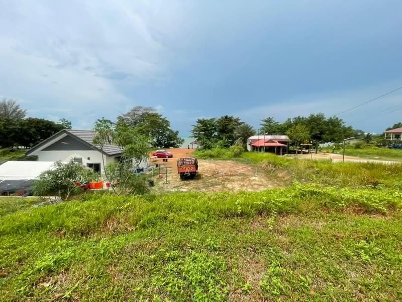 Agricultural Land for Sale in Kampung Telok Gong (Kuala Sungai Baru) - Faiza Aziz - Exterior - PropertyGuru.com.my