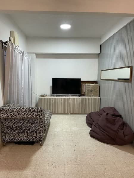 2-storey Terraced House for Sale at SS17 @ Subang Jaya - Nur Alia Omar - Living Room - PropertyGuru.com.my