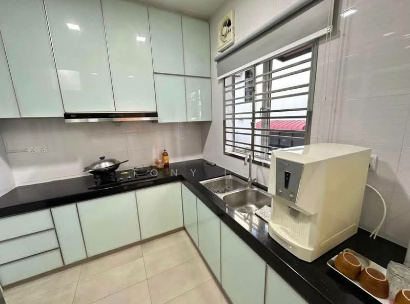 2-storey Terraced House for Rent in Taman Daya (Johor Bahru) - Tony Lim - Kitchen - PropertyGuru.com.my