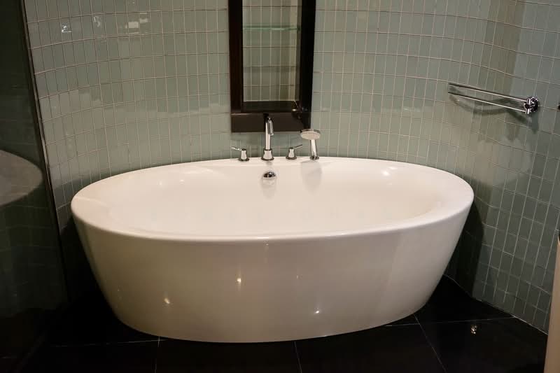 Service Residence for Sale at St Mary Residences - Bobby Chan - Bathroom - PropertyGuru.com.my