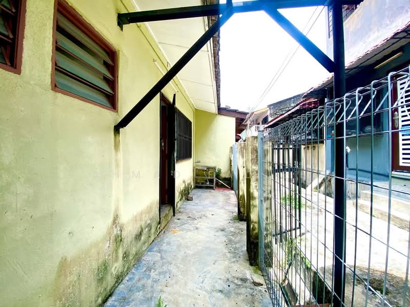 1-storey Terraced House for Sale in Cheras (Kuala Lumpur) - Ahmad Fadlee - PropertyGuru.com.my