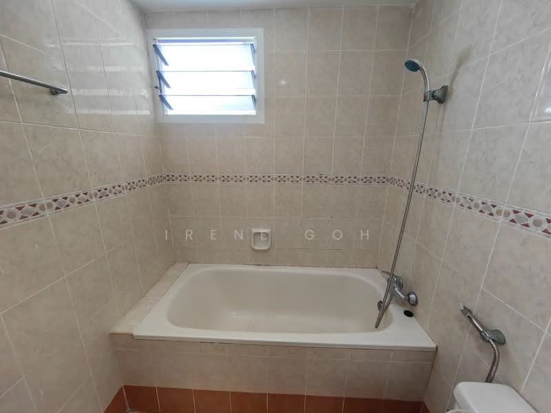 Condominium for Rent at Gurney Park Condominium - Irene Goh - Bathroom - PropertyGuru.com.my