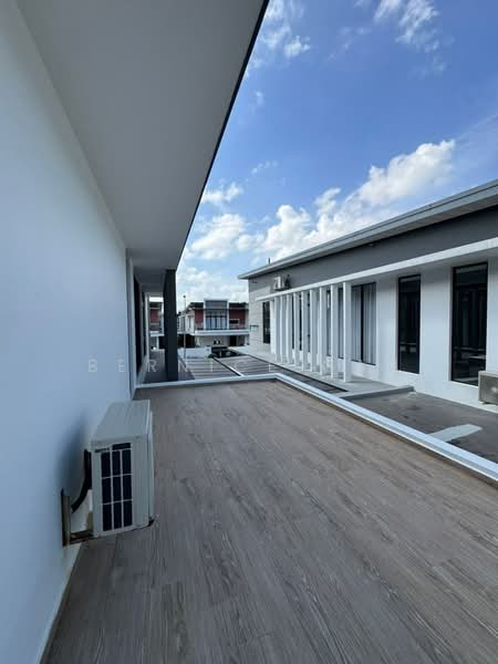 Semi-Detached House for Sale in Taman Gaya (Ulu Tiram) - Bernice Gan - Balcony - PropertyGuru.com.my
