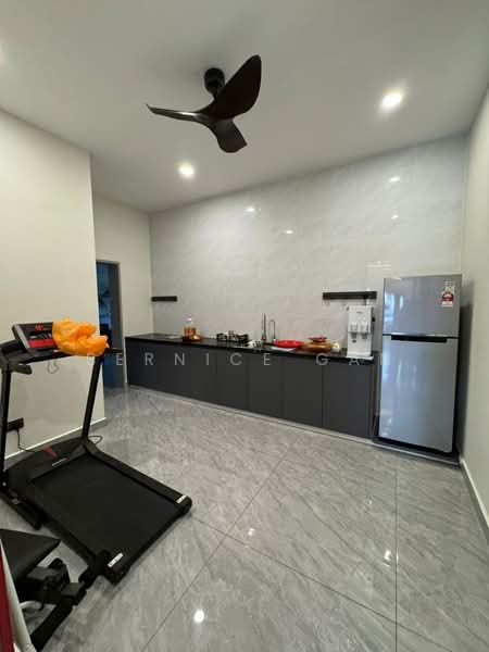Semi-Detached House for Sale in Taman Gaya (Ulu Tiram) - Bernice Gan - Kitchen - PropertyGuru.com.my