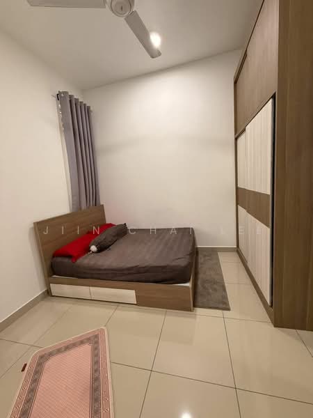 Servis Apartment untuk Dijual di Sky View - Jiin Chai Lee - Bedroom - PropertyGuru.com.my