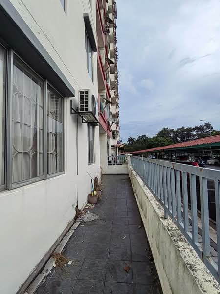 Pangsapuri untuk Dijual di Vista Pinggiran Apartment - Fauran Nawawi - PropertyGuru.com.my