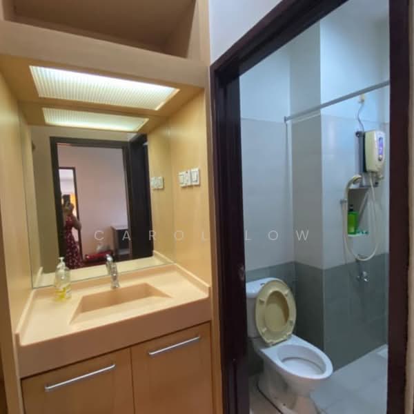 Cluster House for Sale in Austin Heights (Tebrau) - Carol Low - Bathroom - PropertyGuru.com.my