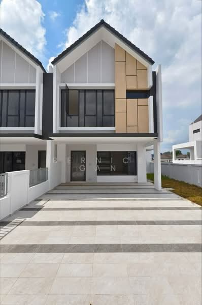 Rumah Teres 2 Tingkat untuk Dijual di Taman Desa Tebrau (Tebrau) - Bernice Gan - Exterior - PropertyGuru.com.my