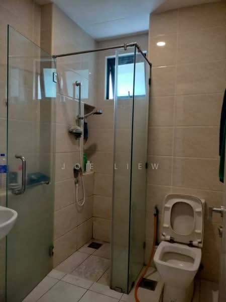 Servis Apartment untuk Dijual di One Residence - Joe Liew - Bathroom - PropertyGuru.com.my