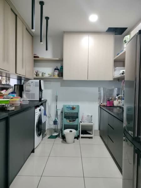 Servis Apartment untuk Dijual di One Residence - Joe Liew - Kitchen - PropertyGuru.com.my