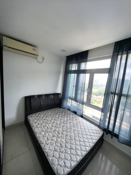 Servis Apartment untuk Dijual di Pangsapuri Tanah Emas (Golden Sands) - Rene Tew - Bedroom - PropertyGuru.com.my