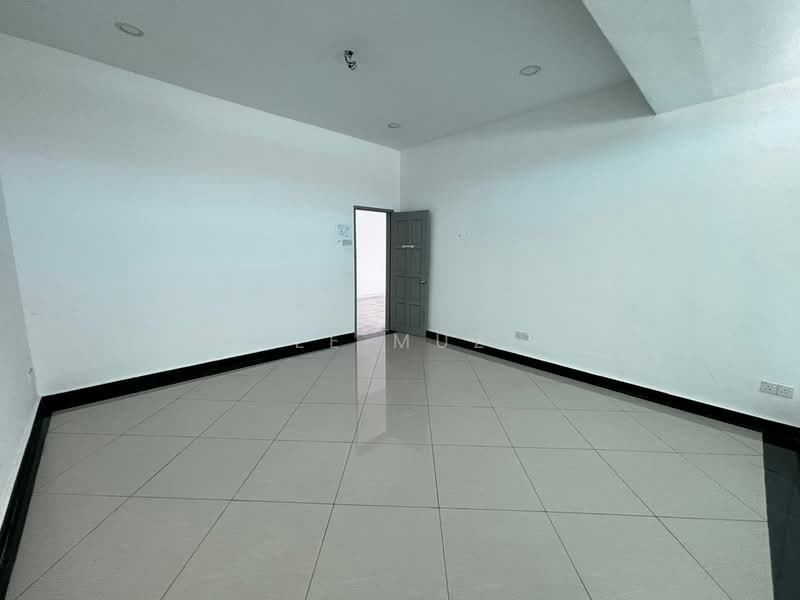 Shop for Rent in Taman Canning (Ipoh) - Lee Muzi - Interior - PropertyGuru.com.my