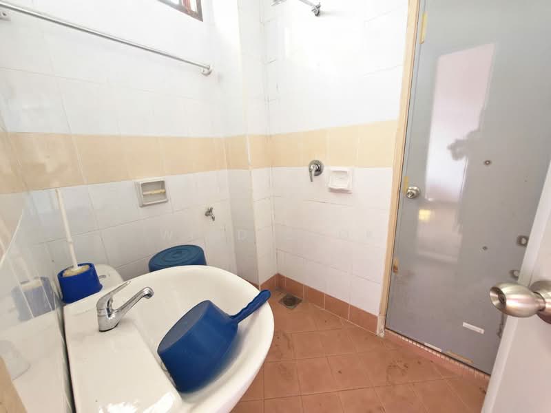 2-storey Terraced House for Sale in Taman Damansara Aliff (Tampoi) - Wind Chok - Bathroom - PropertyGuru.com.my