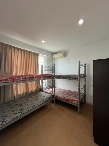 Servis Apartment untuk Dijual di Menara U2 - Noor Zalifa Binti Zakaria - Bedroom - PropertyGuru.com.my