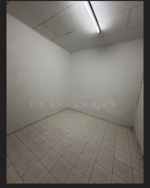 For Rent - TAMAN BUKIT MALURI 1 STOREY CORNER FOR RENT , KEPONG